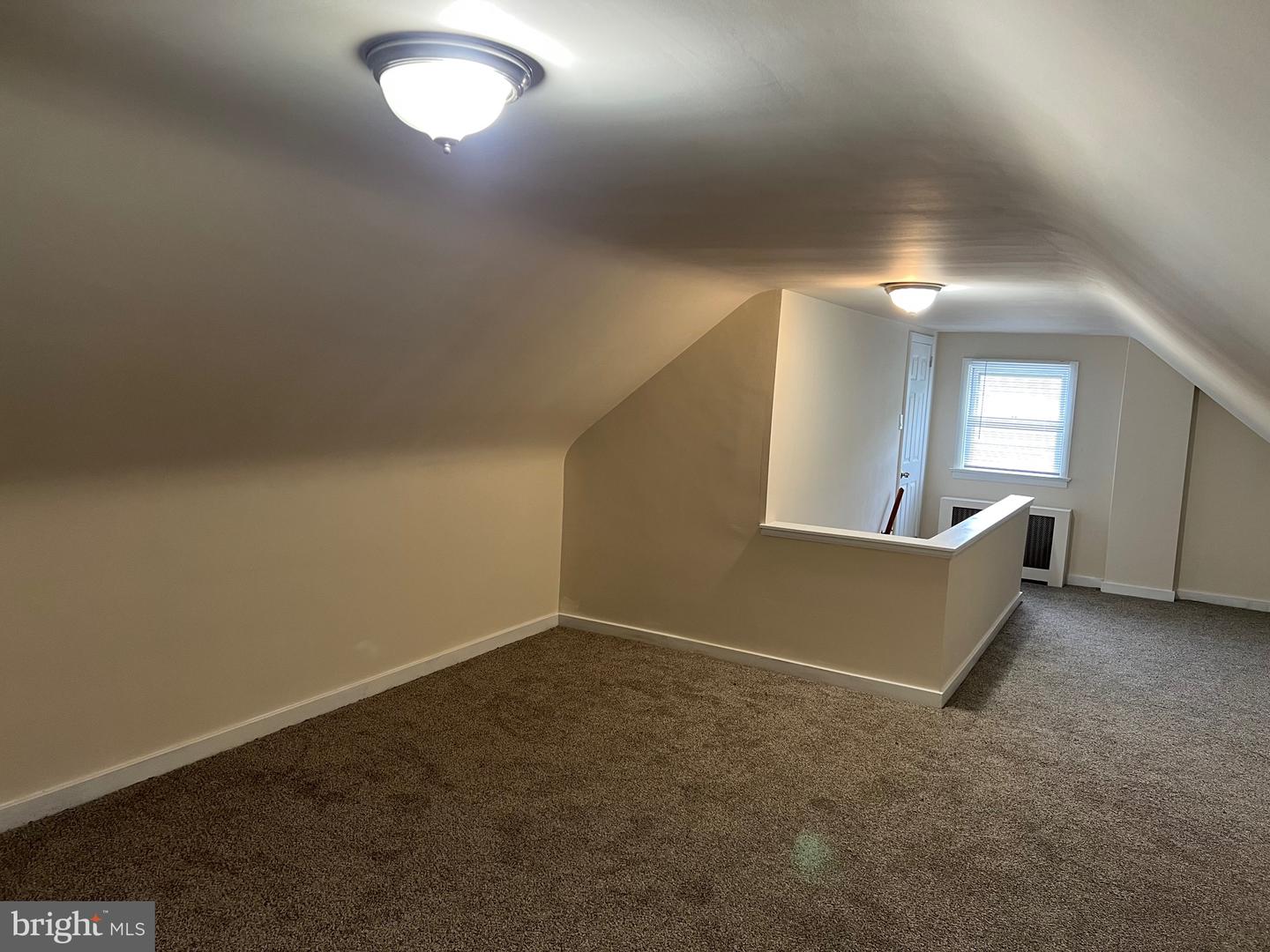 220 Glasgow St Property Photo 30