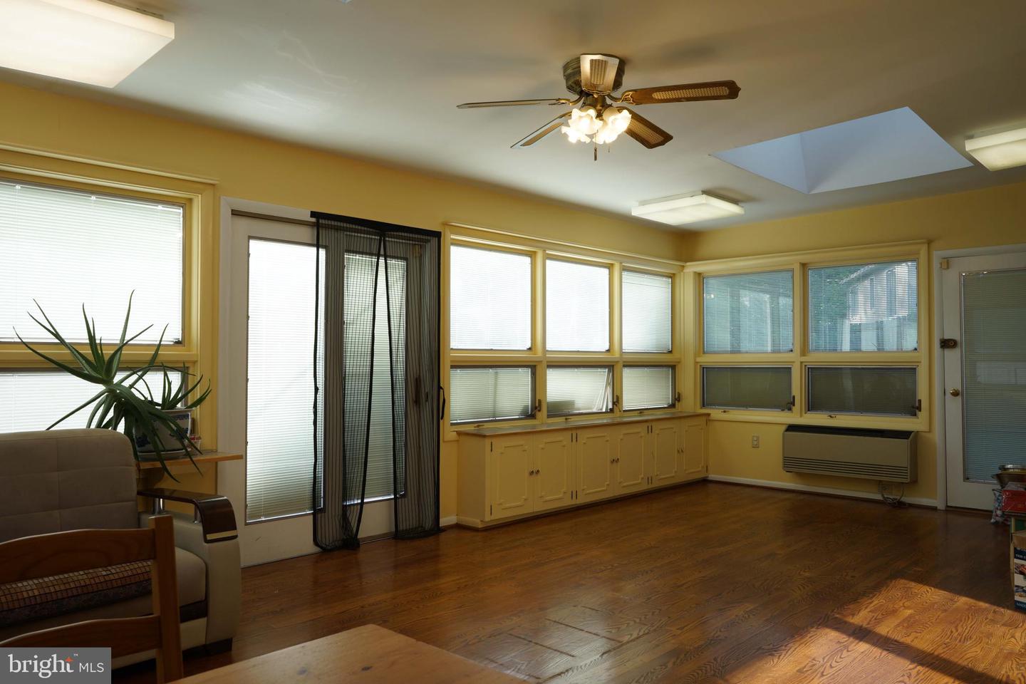 1104 Gainsboro Rd Property Photo 11