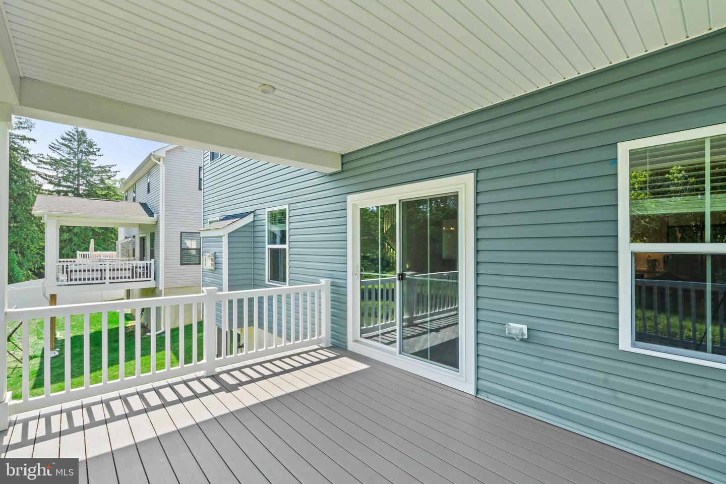 1024 Miles Ct Property Photo 17