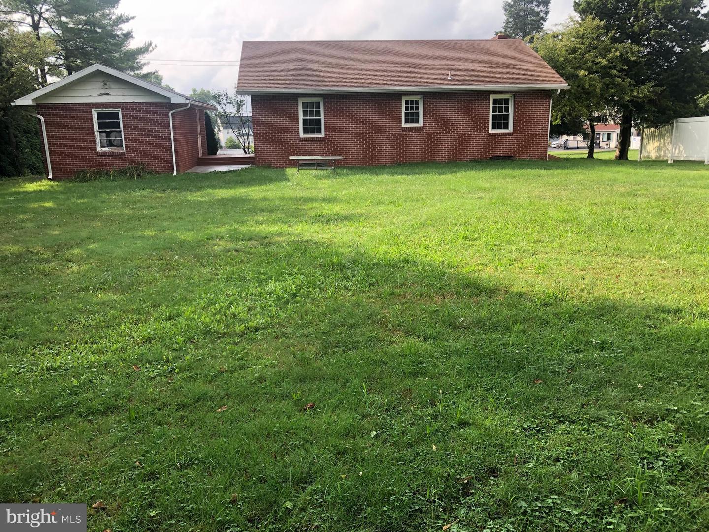 2060 Bridge Rd Property Photo 21