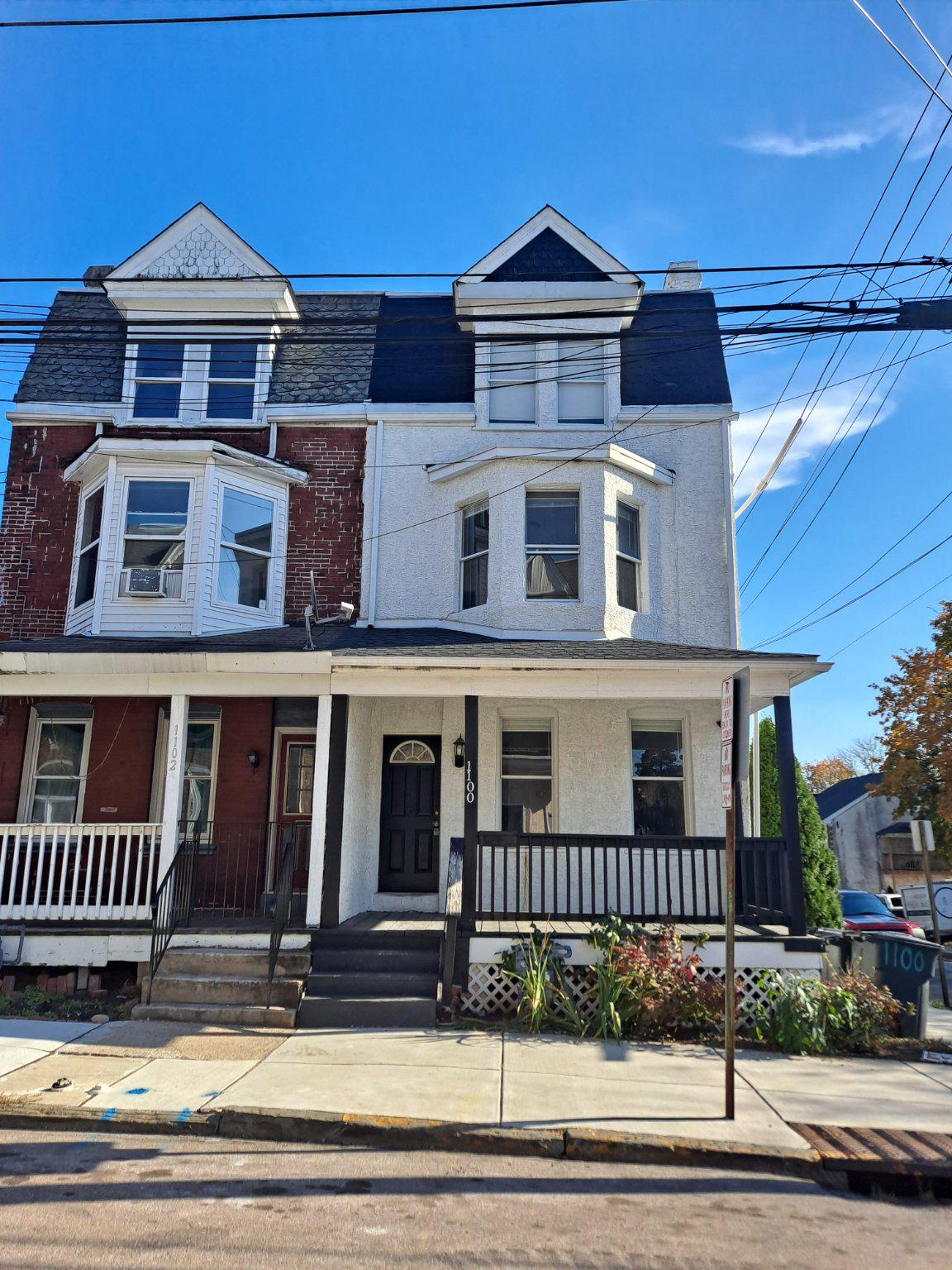 1100 Green St Property Photo 2