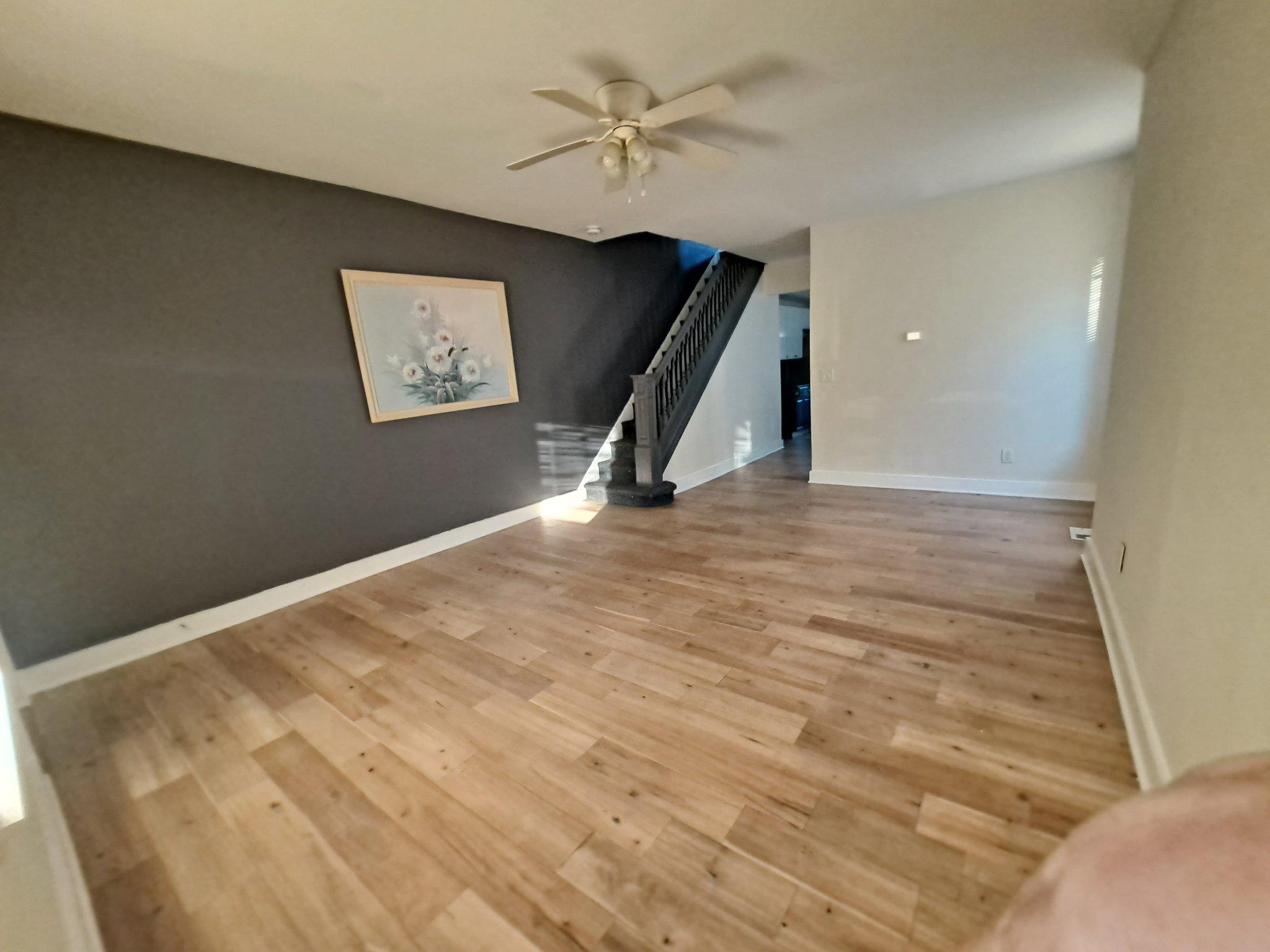 1100 Green St Property Photo 3