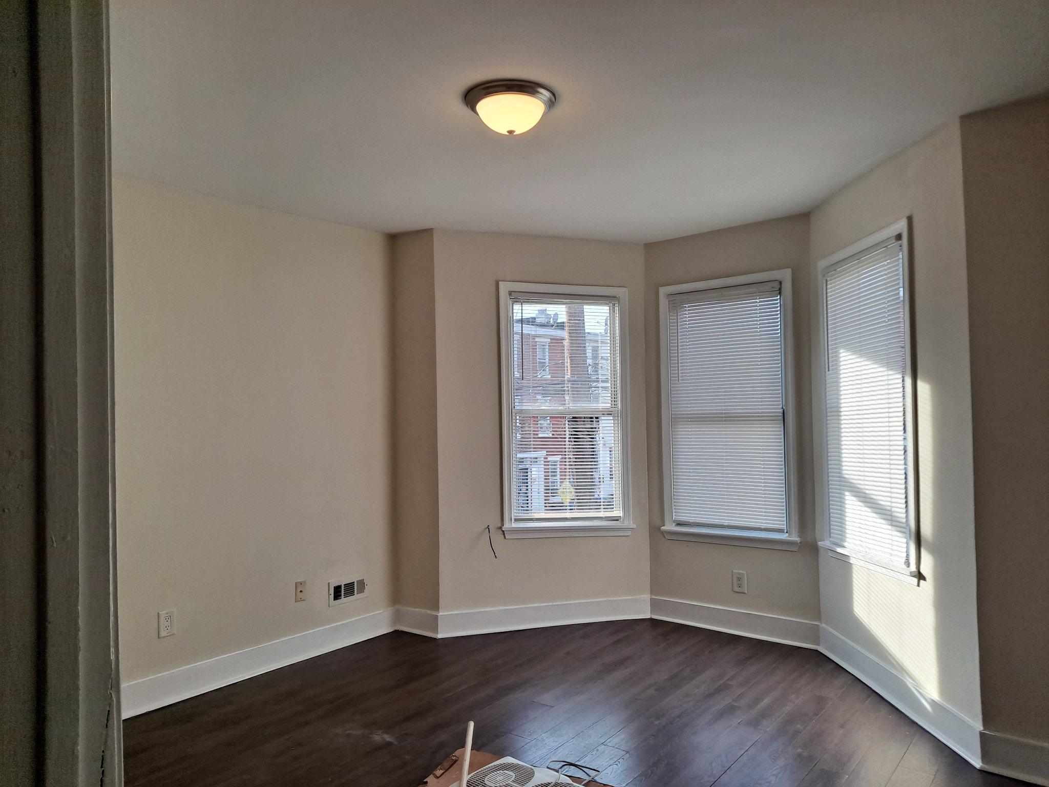 1100 Green St Property Photo 15