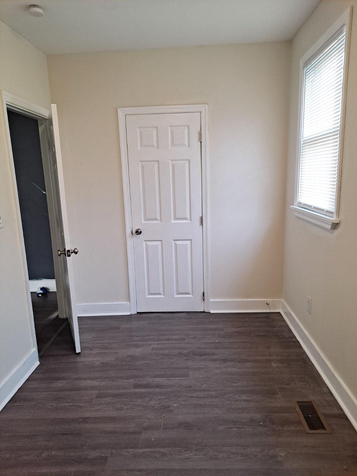 1100 Green St Property Photo 19