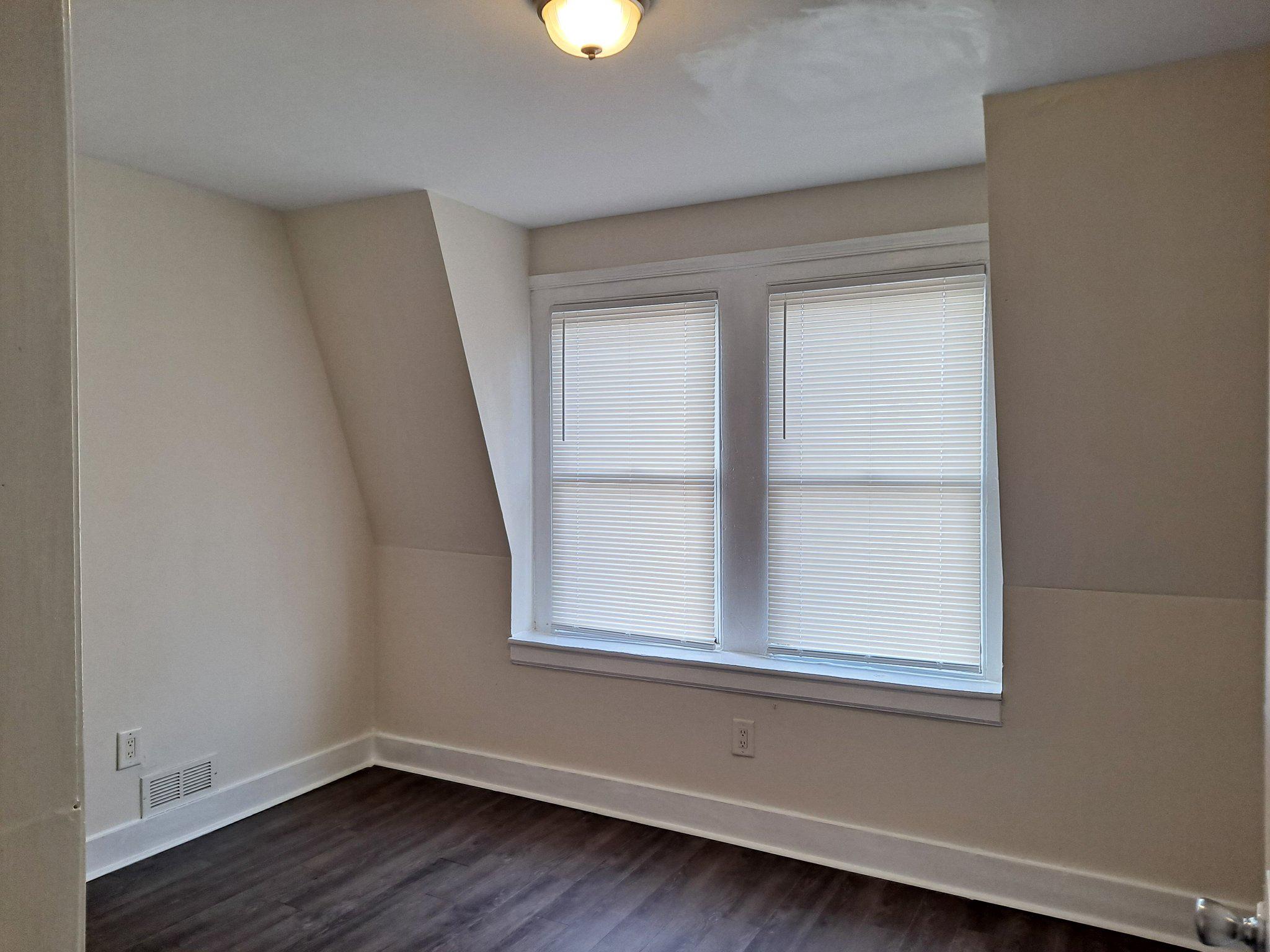 1100 Green St Property Photo 25