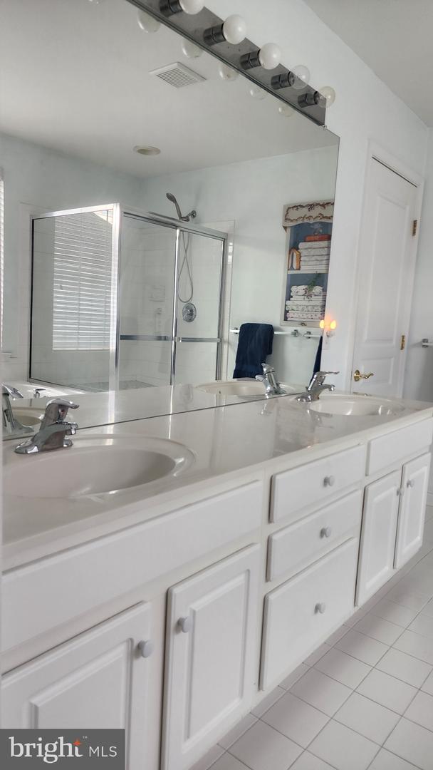 750 Twining Way Property Photo 23
