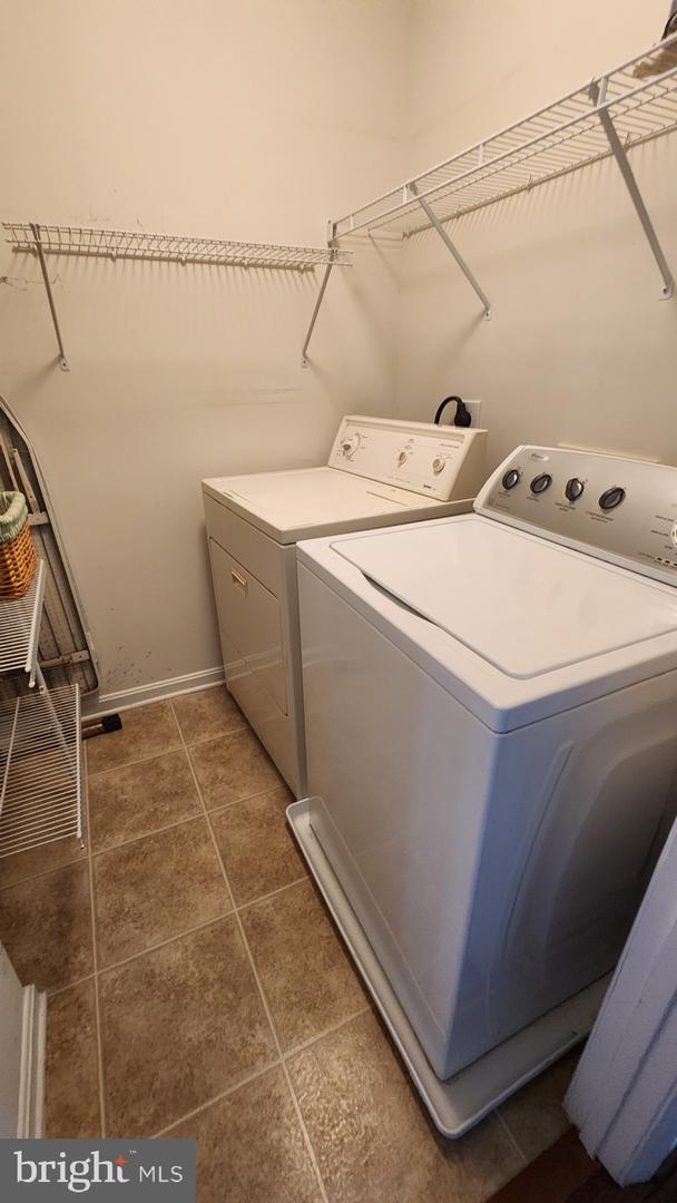750 Twining Way Property Photo 32