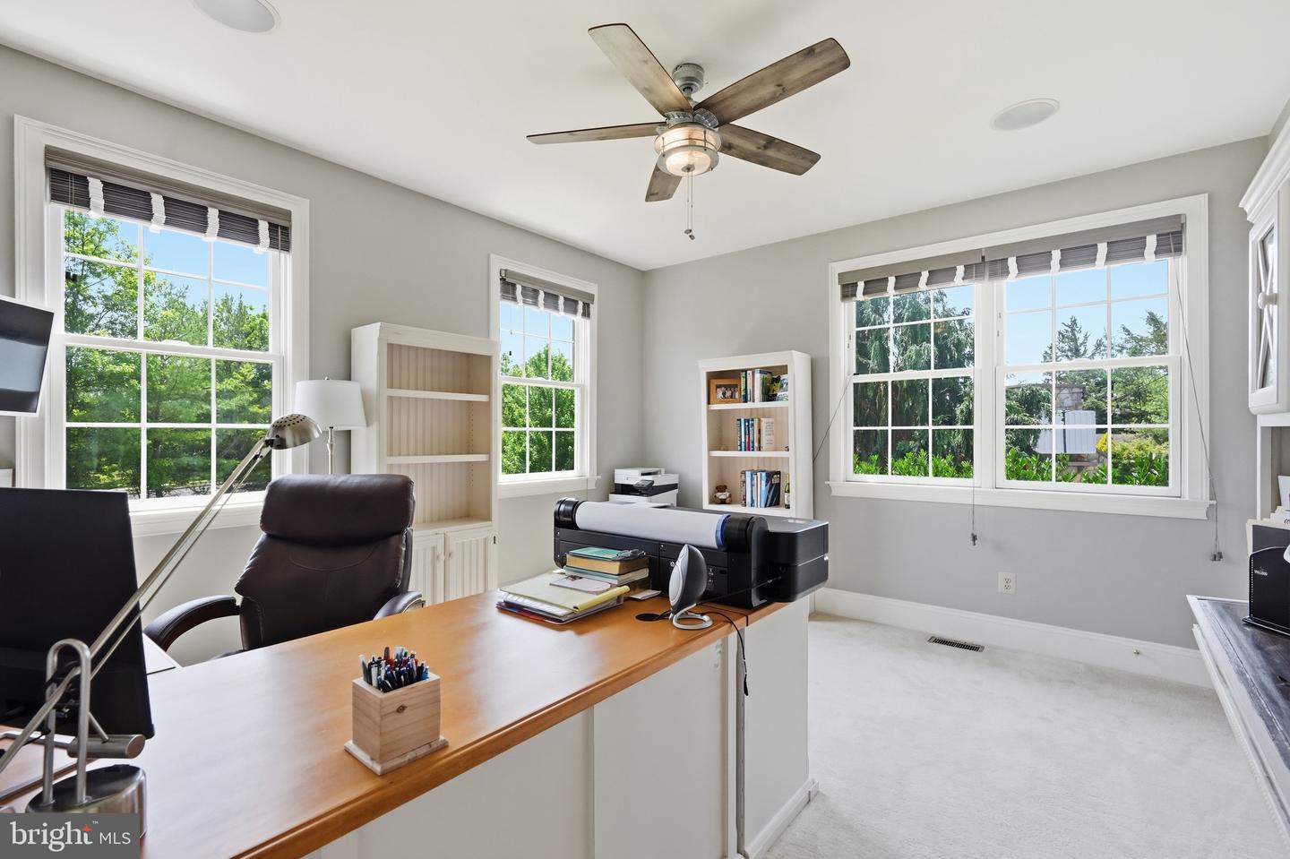 879 Ashbourne Way Property Photo 10