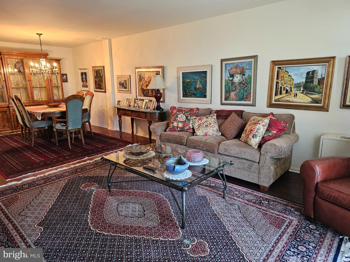 309 Florence Ave #307-n Property Photo 4
