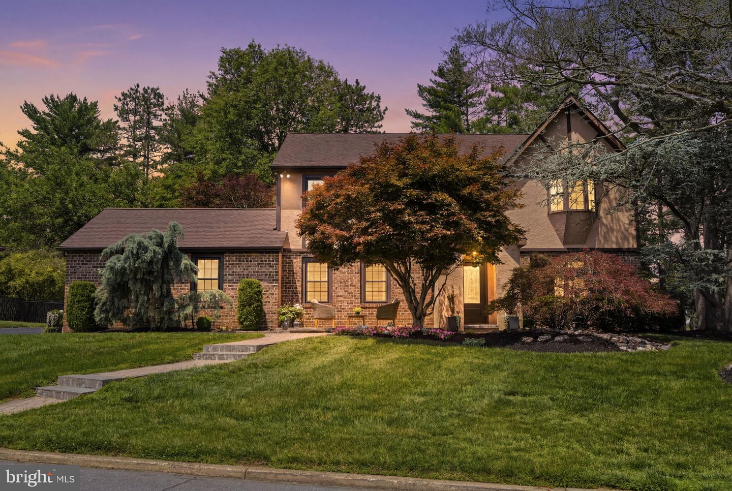3694 MARC LN