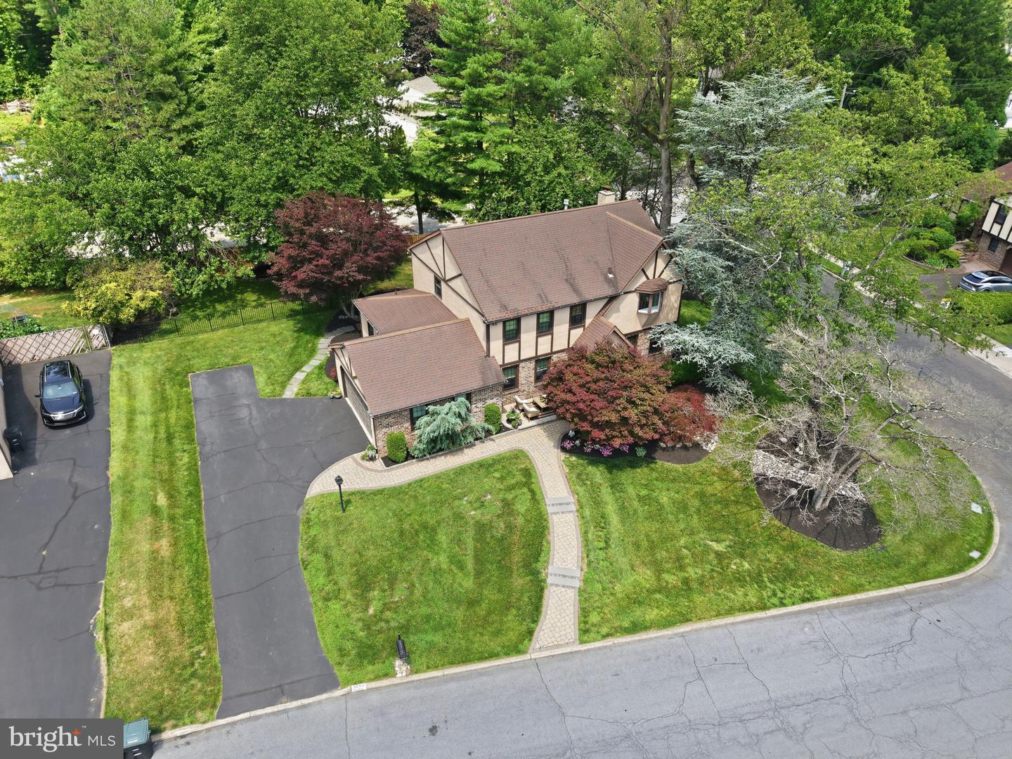 3694 Marc Ln Property Photo 2