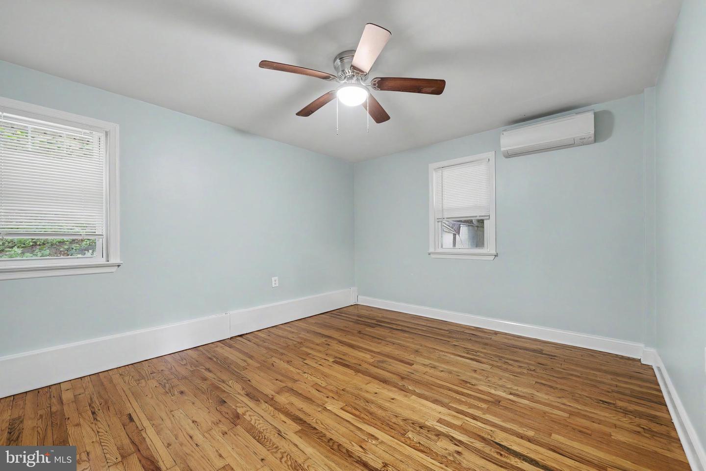 361 Spring Garden St Property Photo 14
