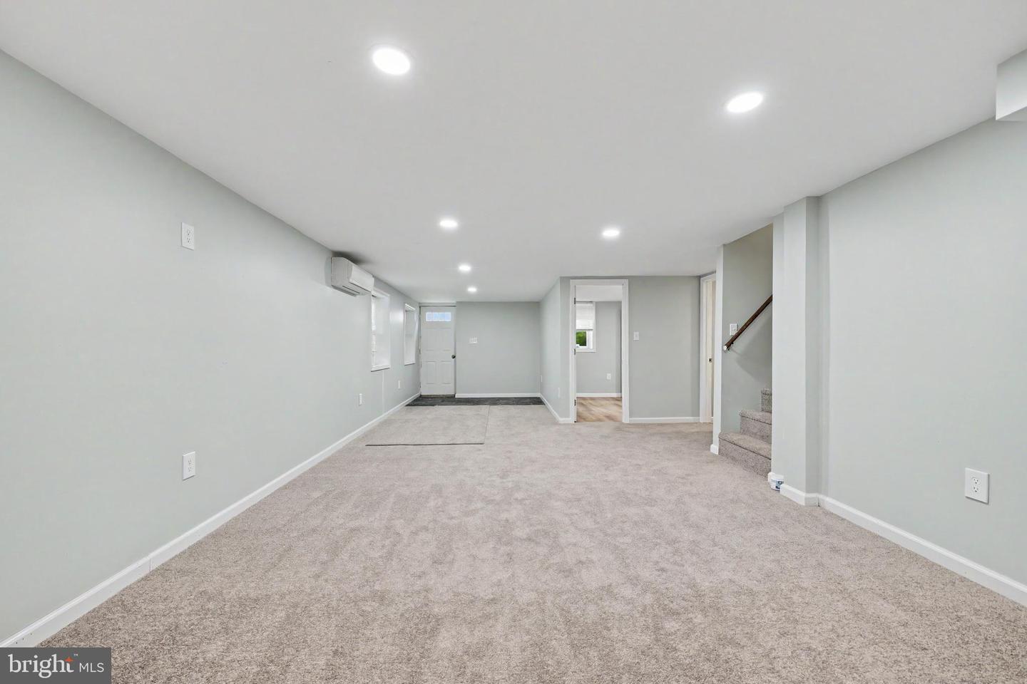 361 Spring Garden St Property Photo 21