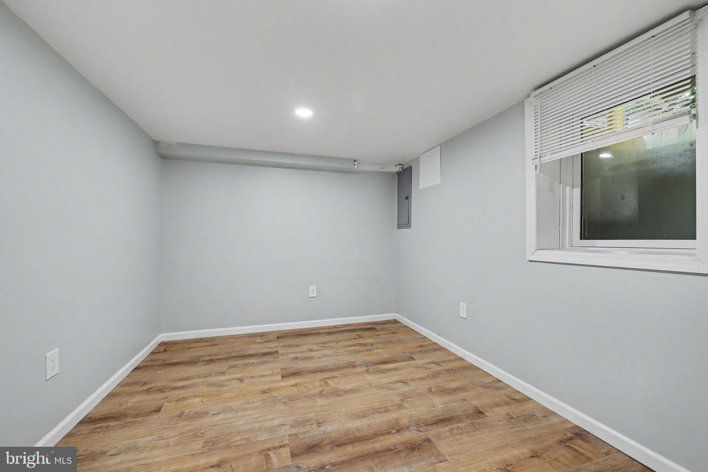 361 Spring Garden St Property Photo 26