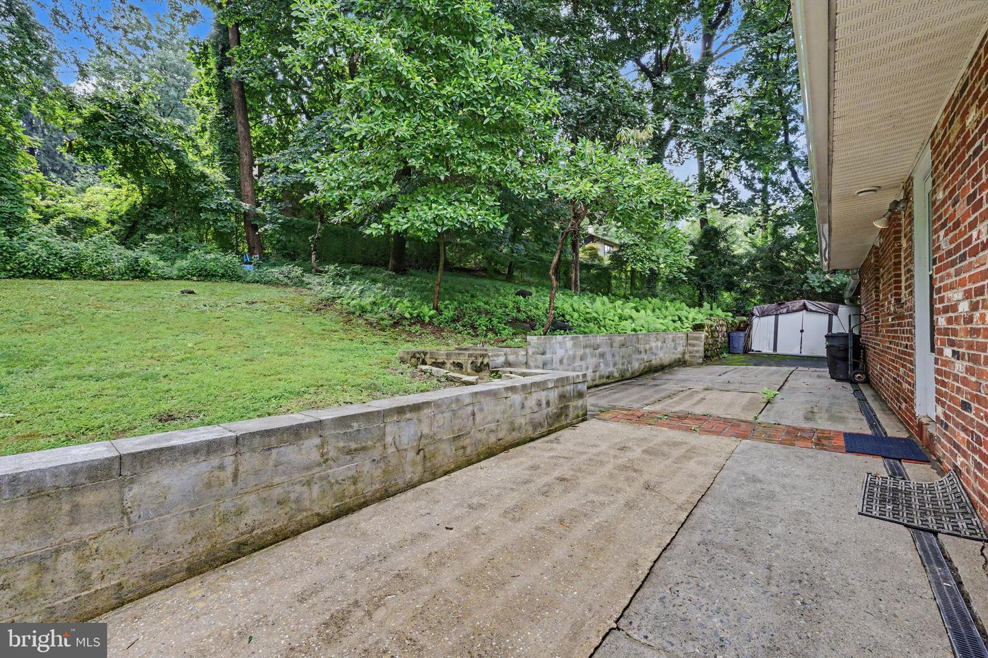 361 Spring Garden St Property Photo 31