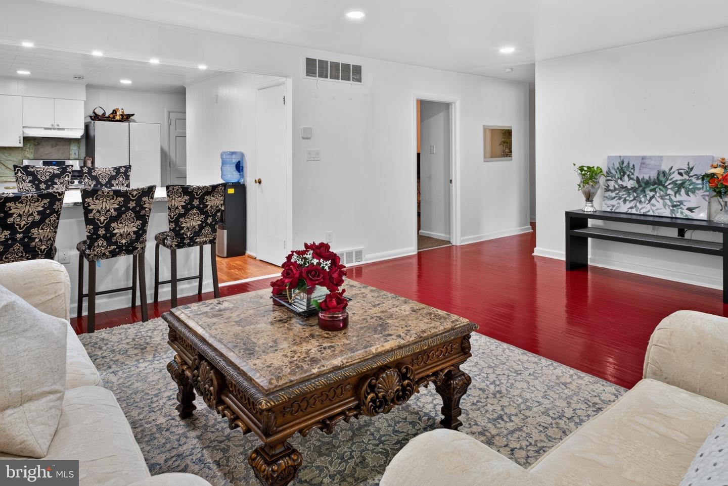 908 New Hope St # Property Photo 5