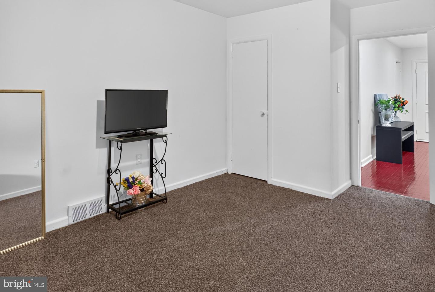 908 New Hope St # Property Photo 18