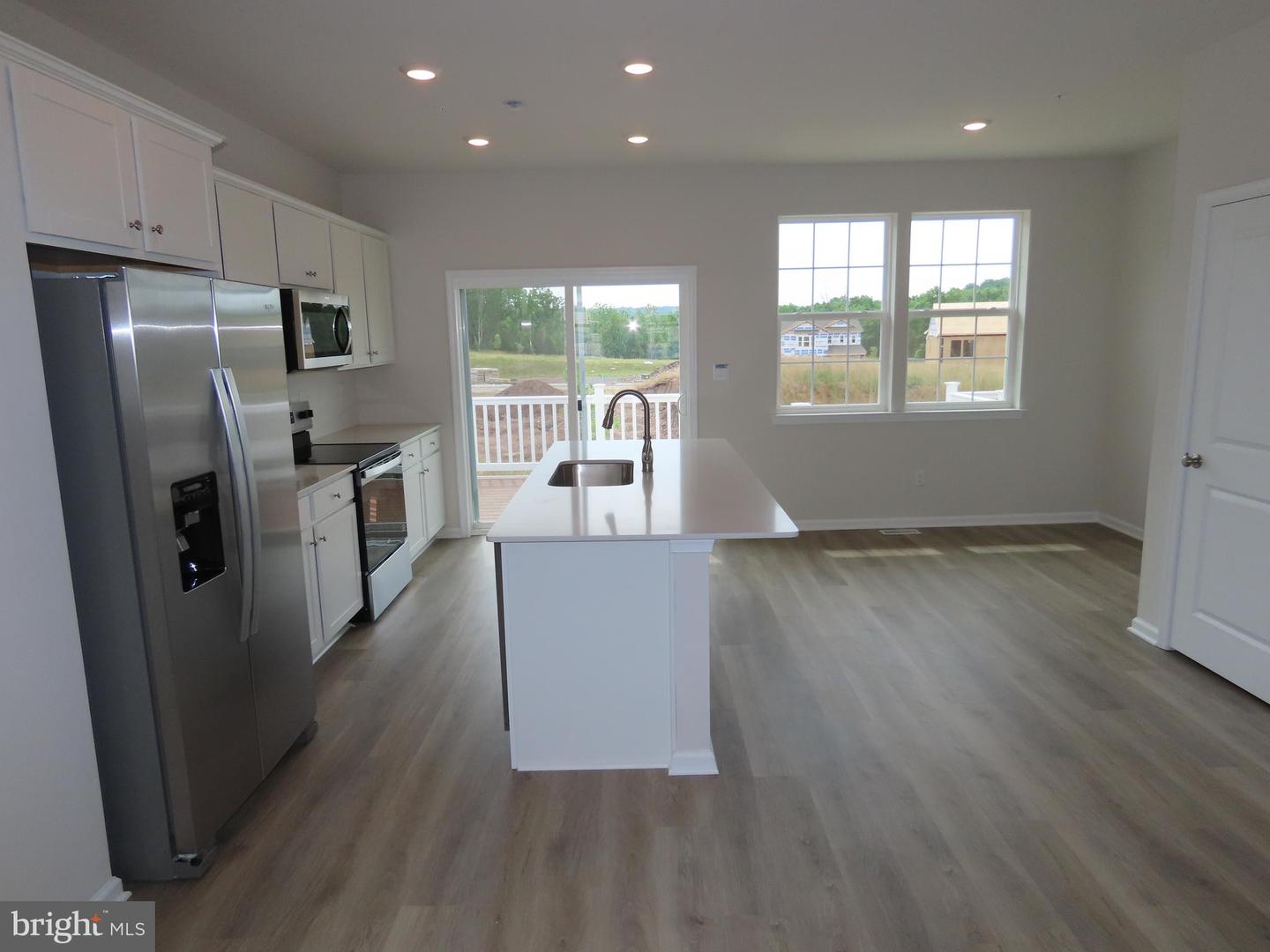 3080 Martha Way Property Photo 6