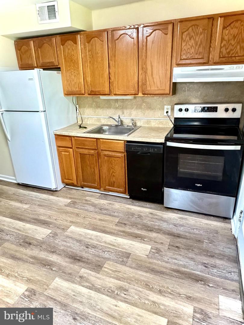 2666 W Moreland Rd Property Photo 11