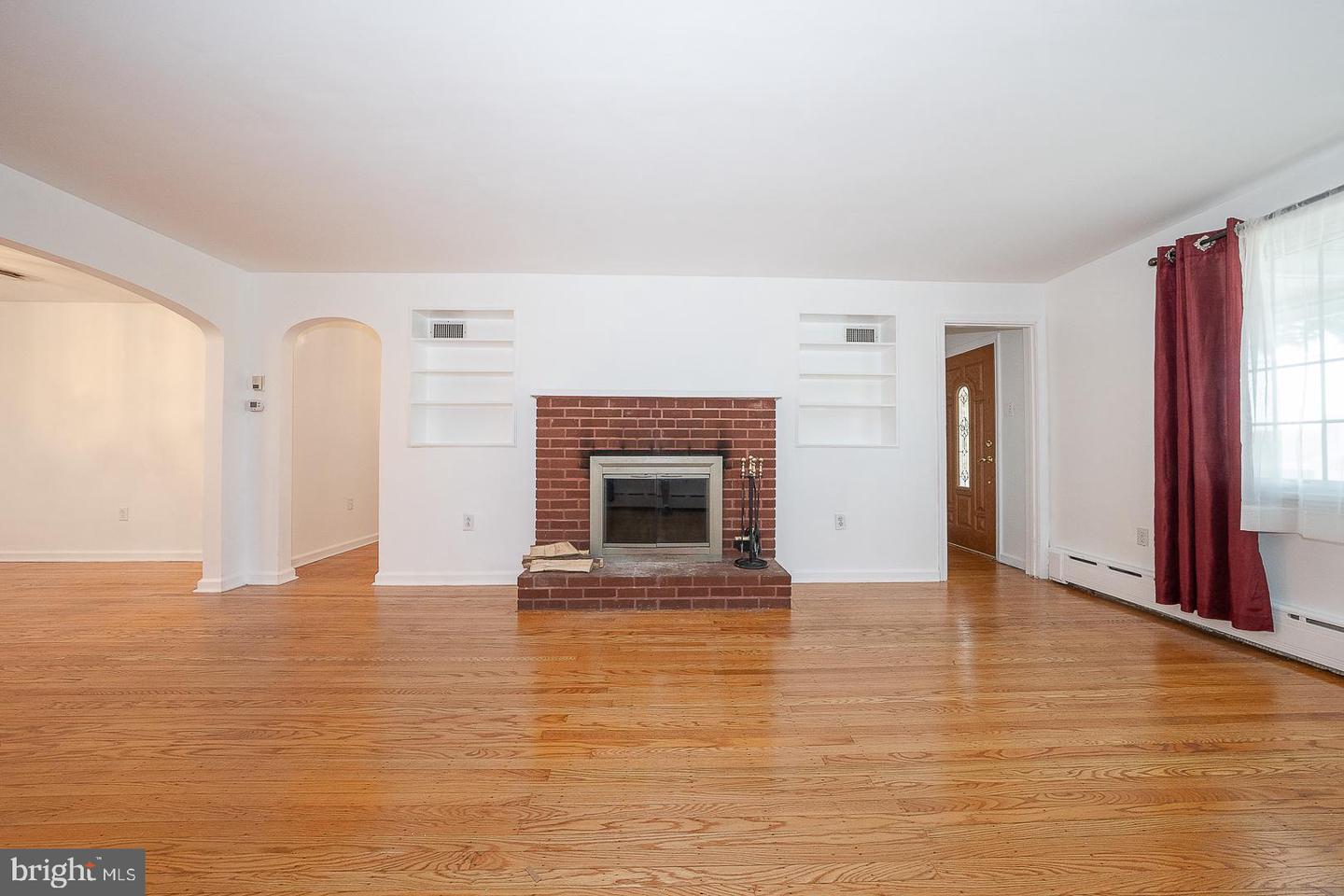 201 Abbeyview Ave Property Photo 8