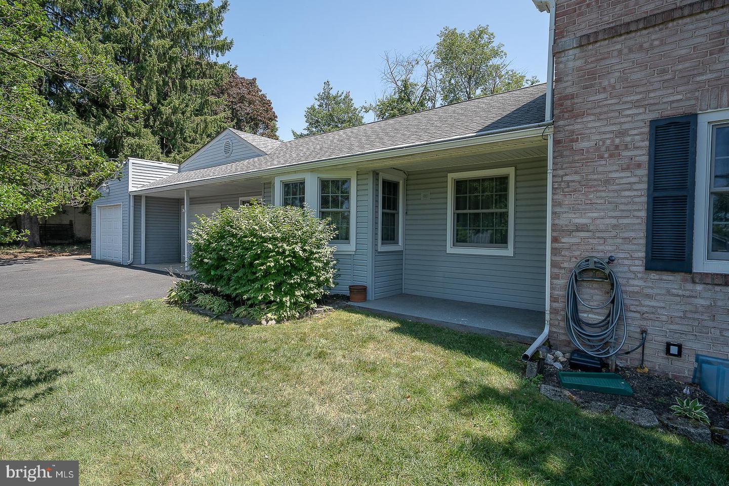 201 Abbeyview Ave Property Photo 37
