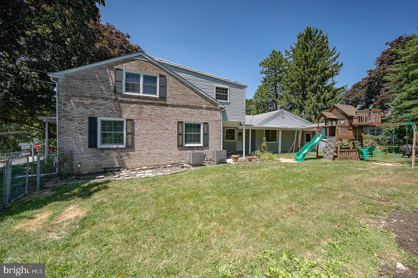201 Abbeyview Ave Property Photo 44