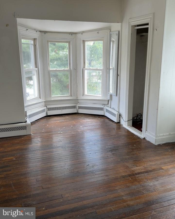 346 W Walnut St Property Photo 31