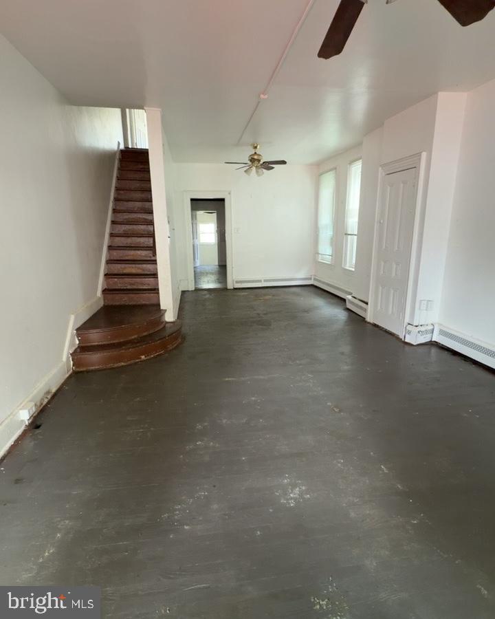 346 W Walnut St Property Photo 32