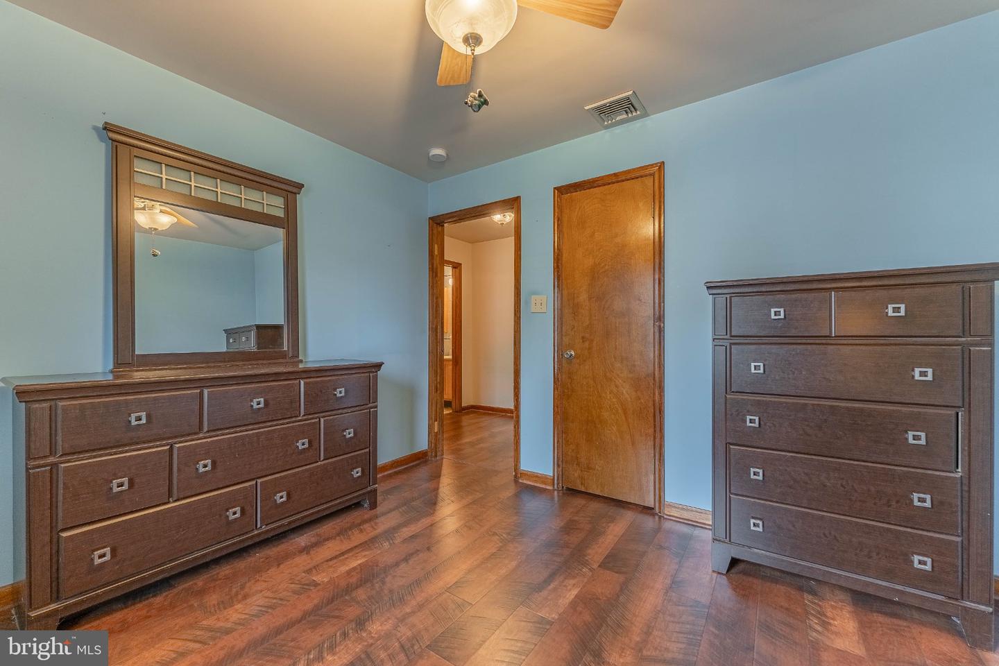 212 Zane Ave Property Photo 38