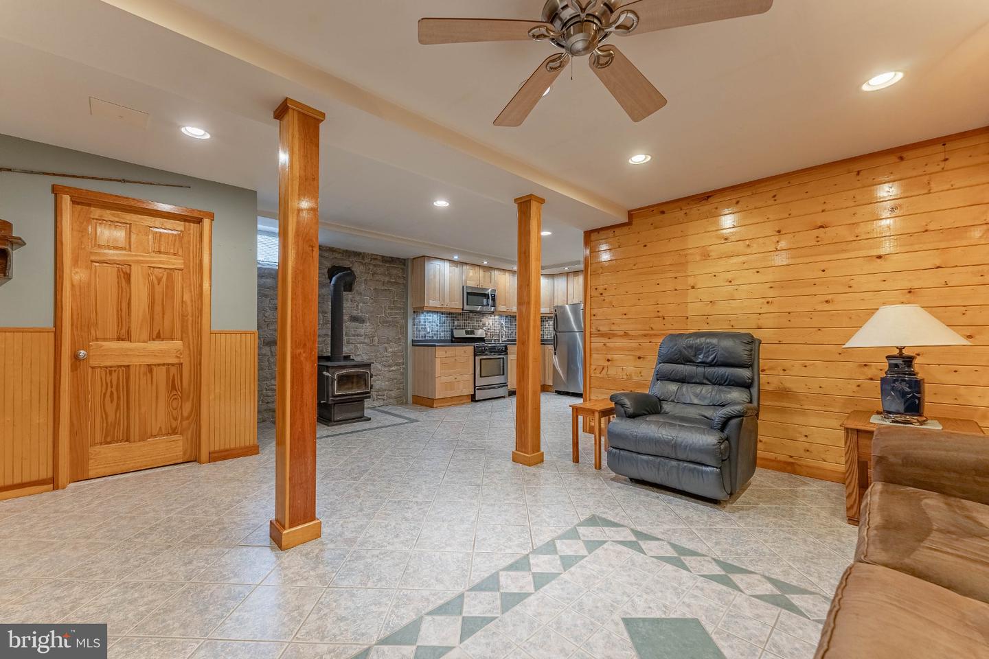212 Zane Ave Property Photo 44
