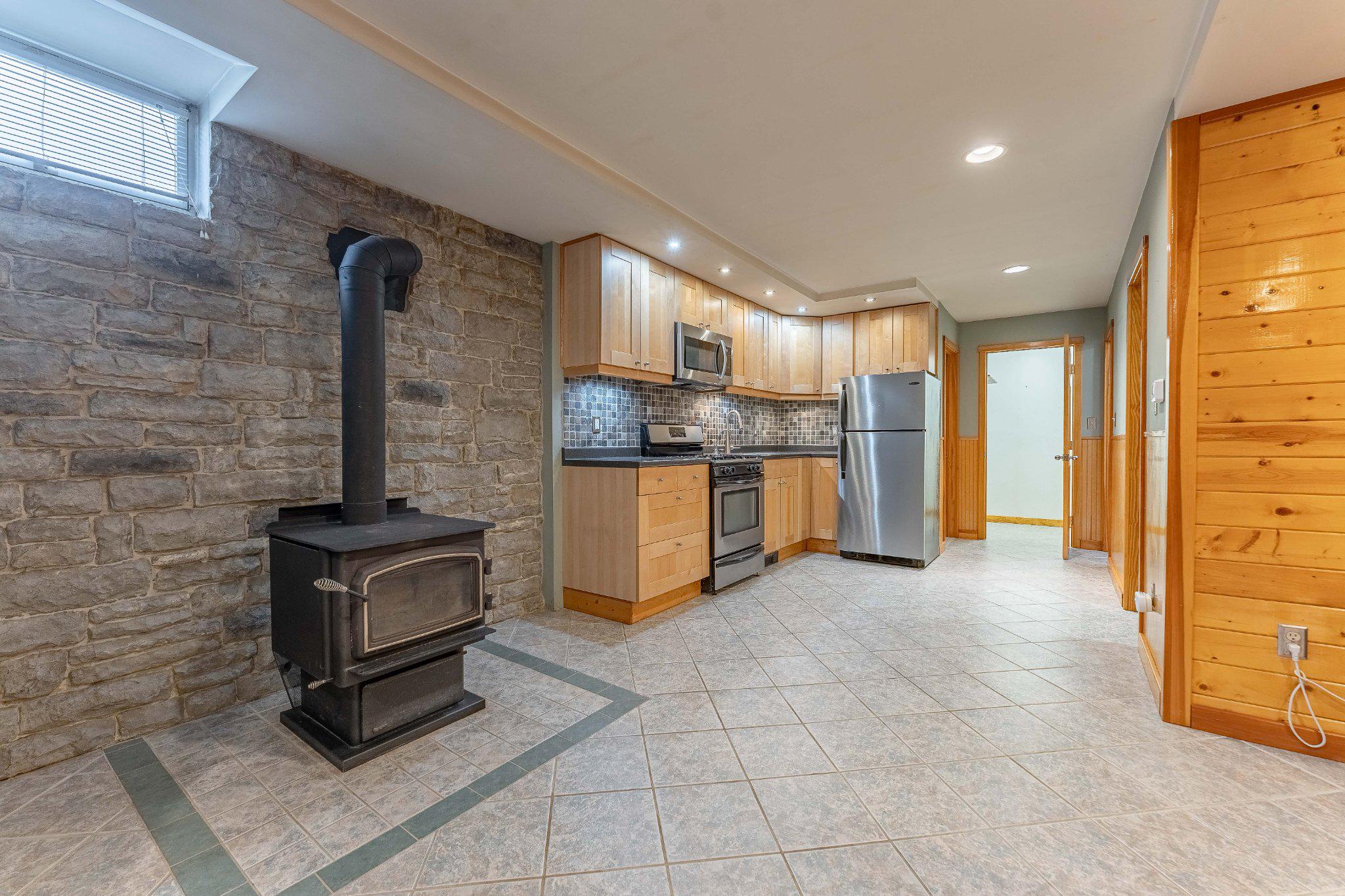 212 Zane Ave Property Photo 48