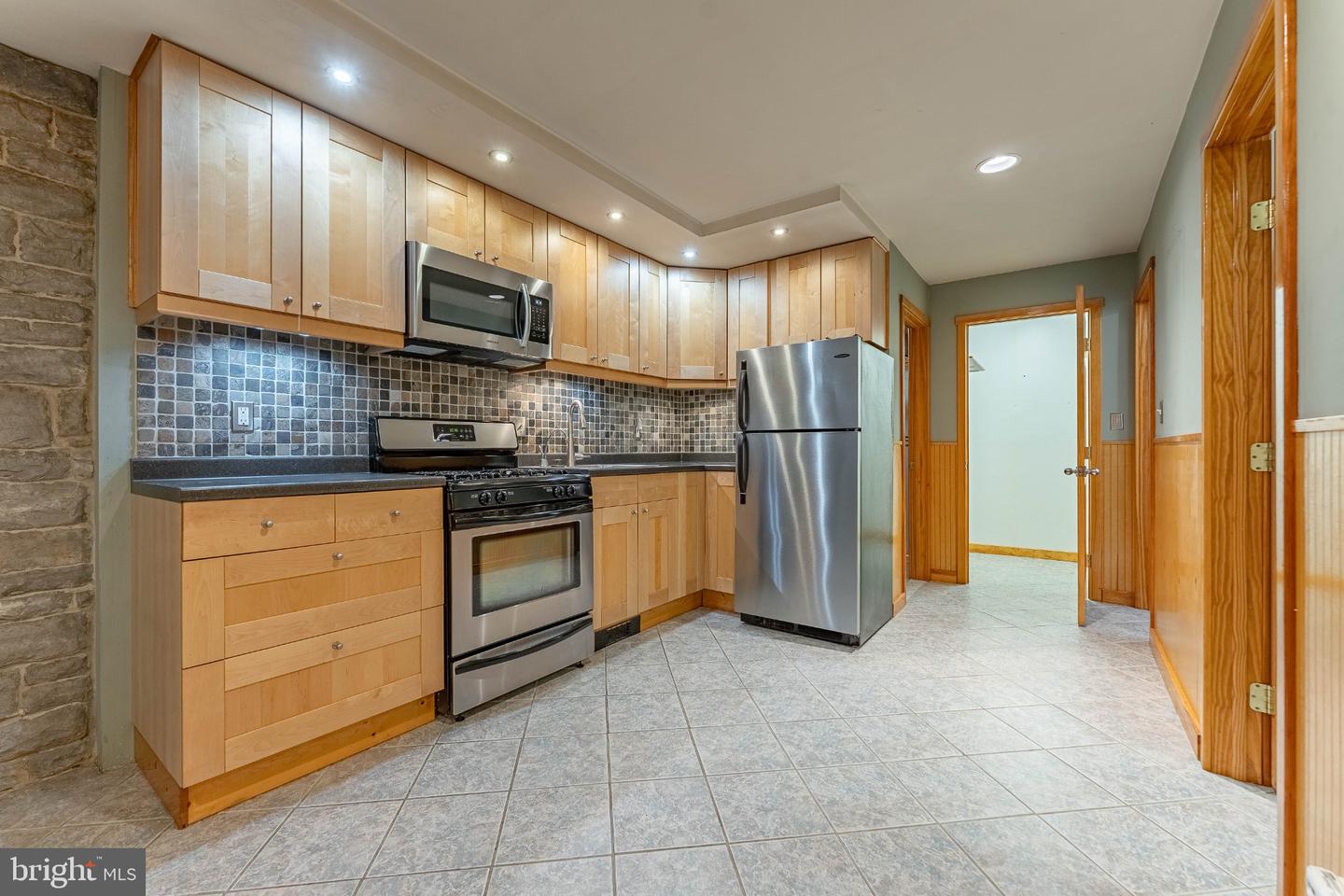 212 Zane Ave Property Photo 50