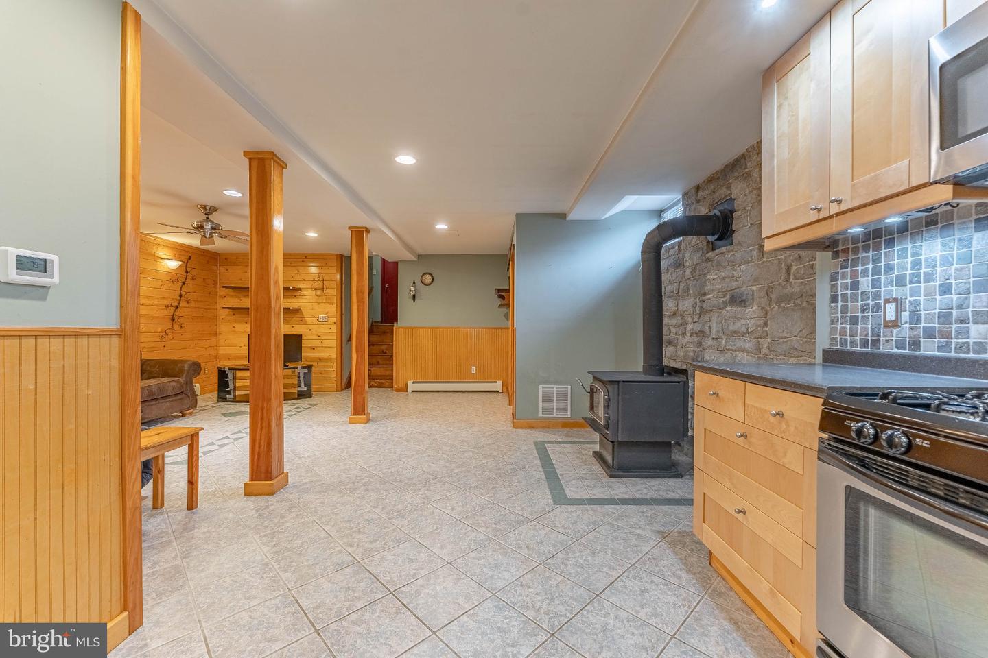 212 Zane Ave Property Photo 53