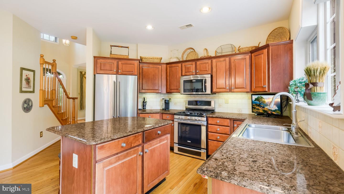 710 Talamore Dr Property Photo 10