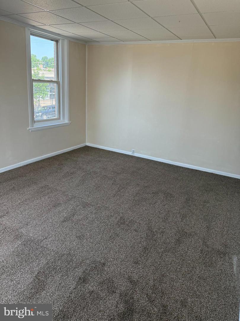 361 E MAIN ST #B Property Photo 1