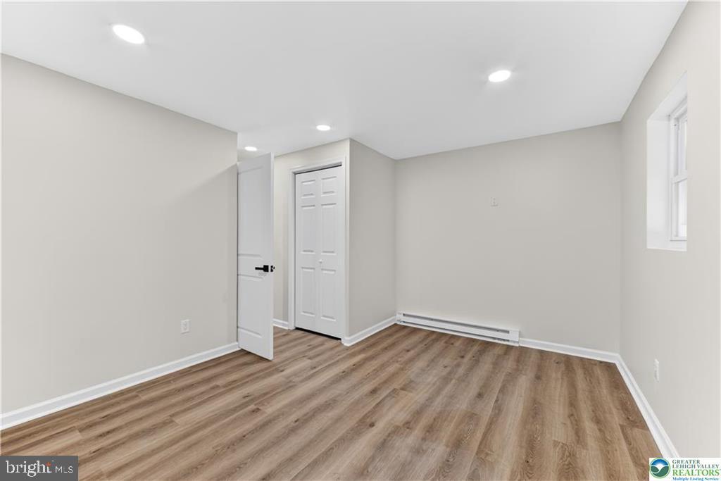1715 Willow St Property Photo 16