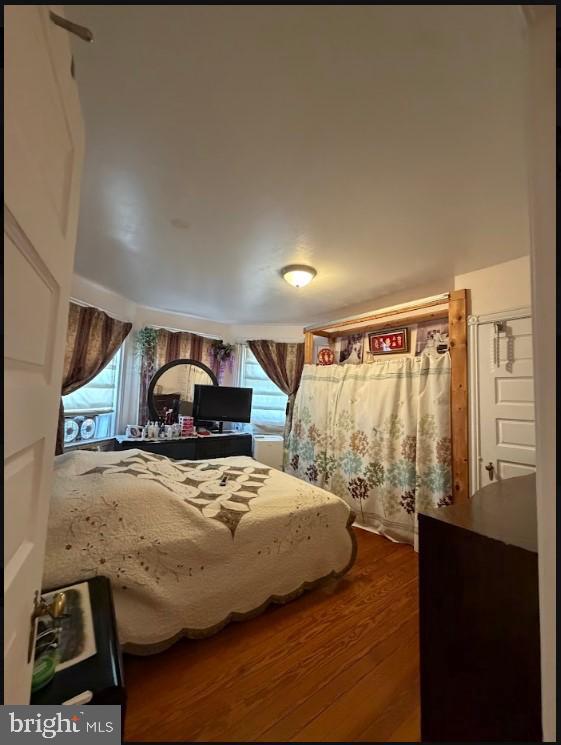135 Montgomery Ave Property Photo 8