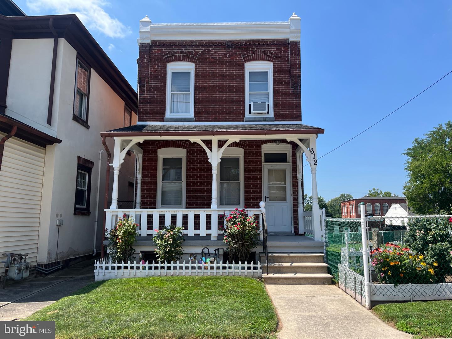 612 W LAFAYETTE ST Property Photo 1