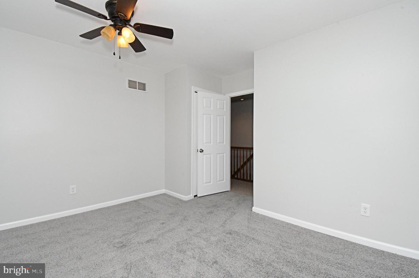 22 Fitzwatertown Rd #unit A-10 Property Photo 19