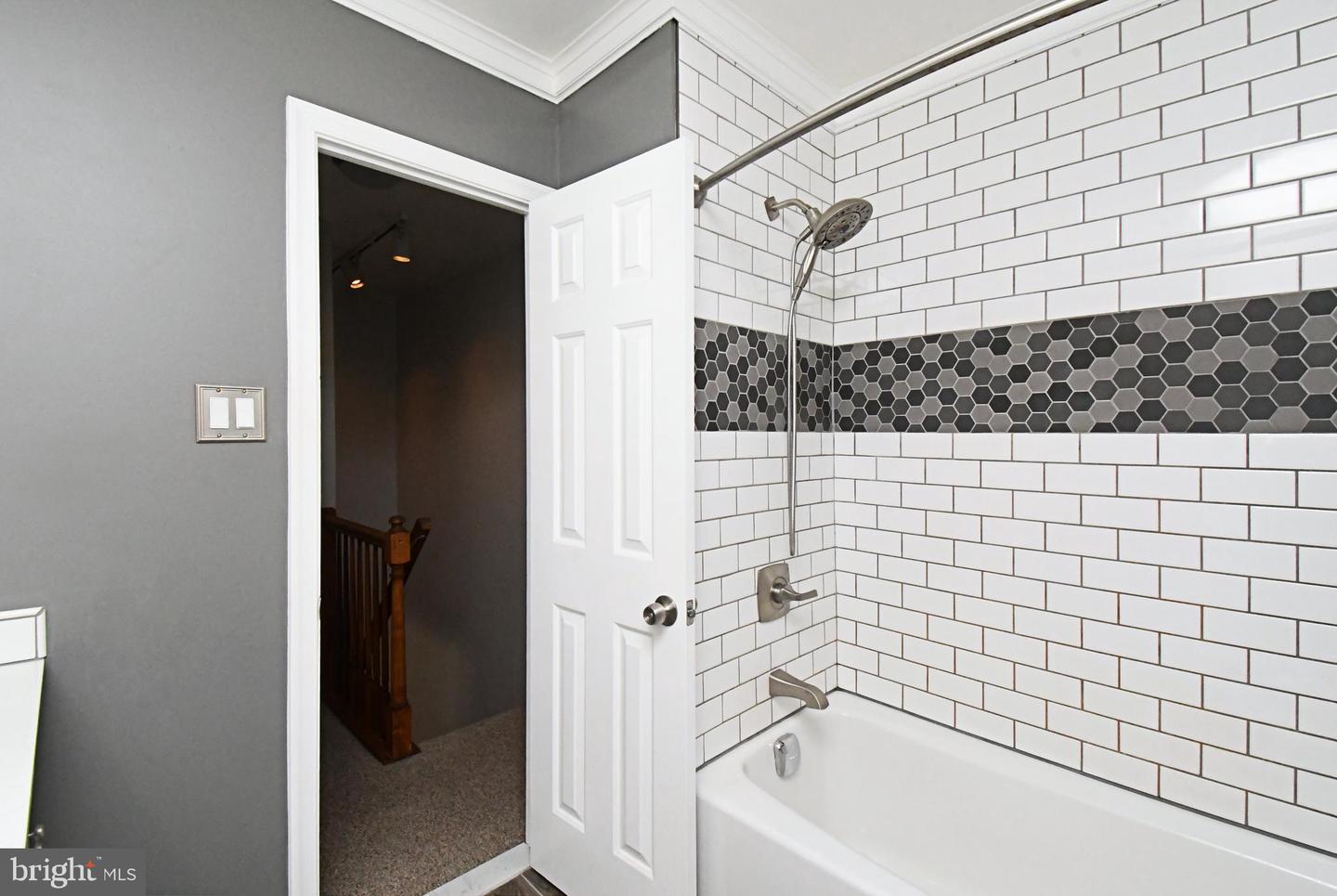 22 Fitzwatertown Rd #unit A-10 Property Photo 22
