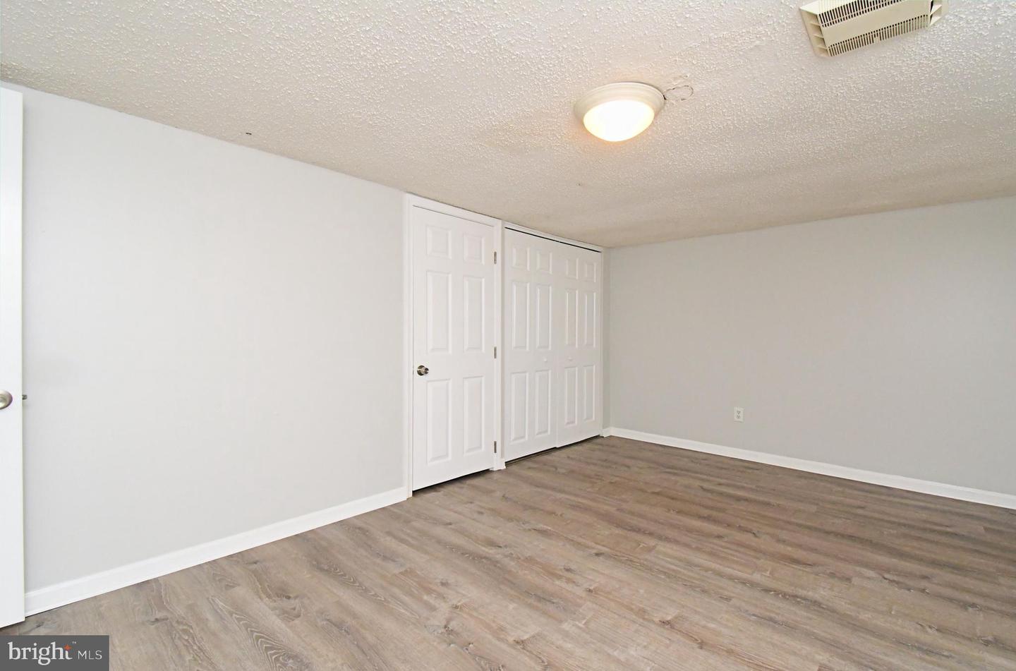 22 Fitzwatertown Rd #unit A-10 Property Photo 26