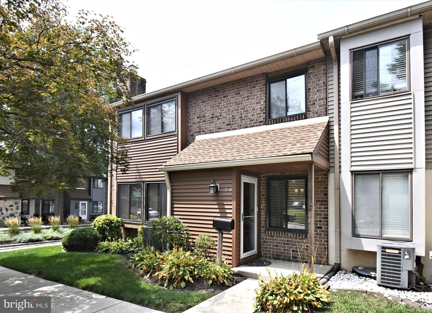 22 Fitzwatertown Rd #unit A-10 Property Photo 29