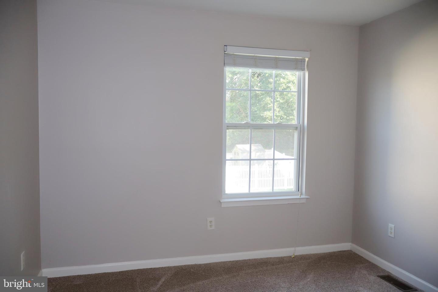 914 Thomas St Property Photo 16