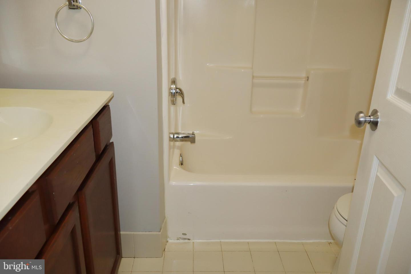 914 Thomas St Property Photo 20