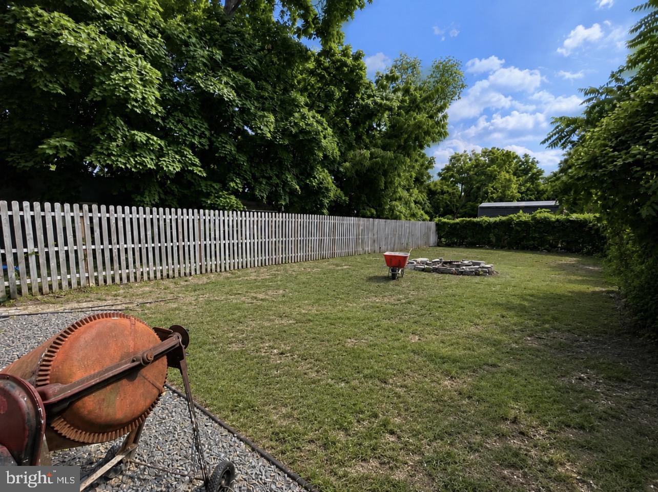 1610 Willow Ave Property Photo 16