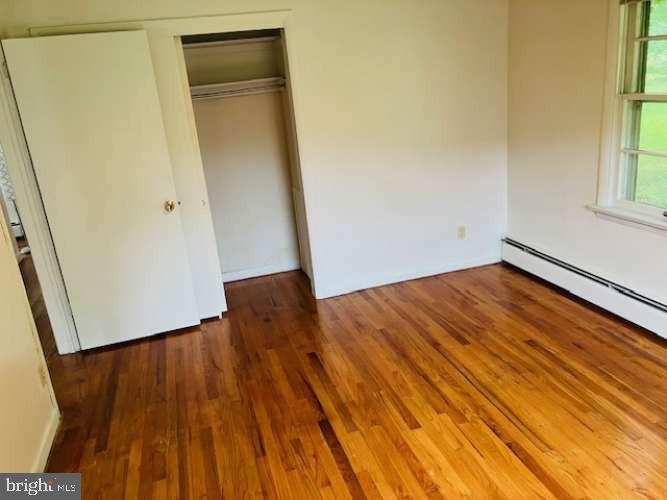 439 E Chestnut St Property Photo 11