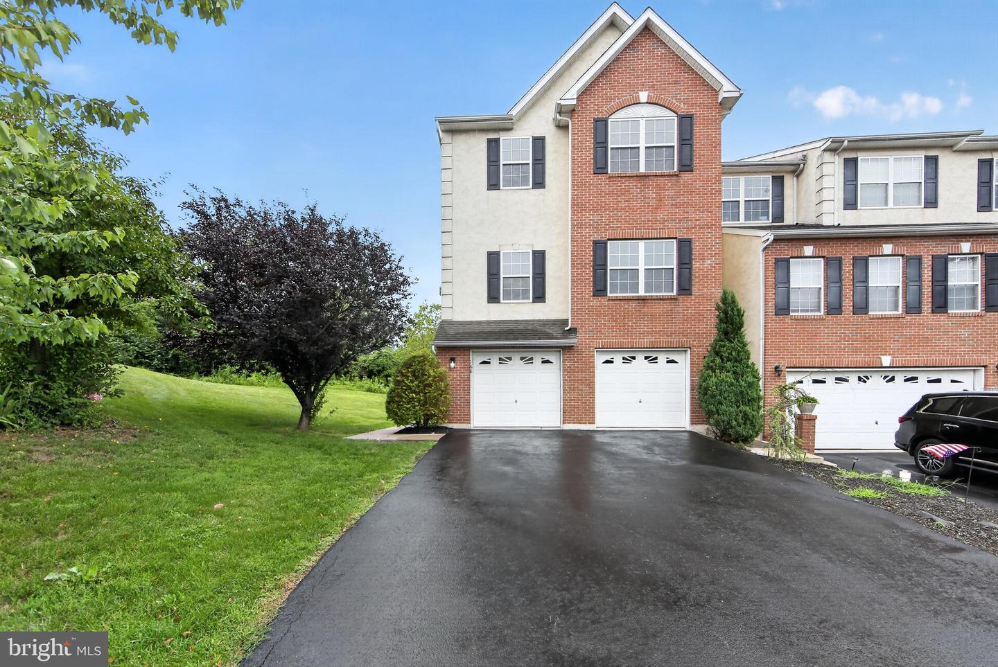 168 STONE HILL DR DR