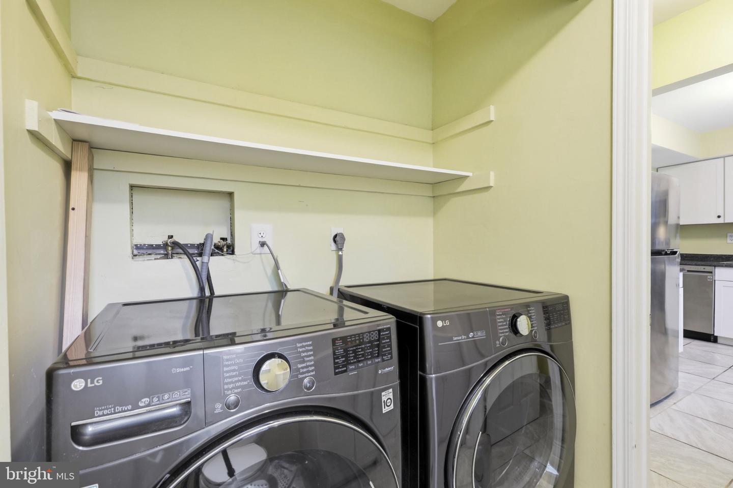 104 Hopkins Ct Property Photo 12
