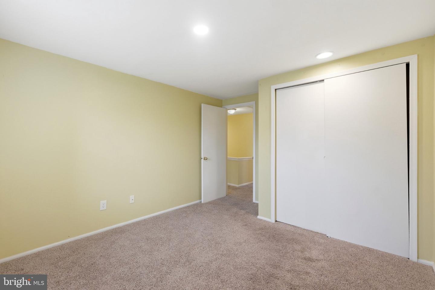 104 Hopkins Ct Property Photo 23