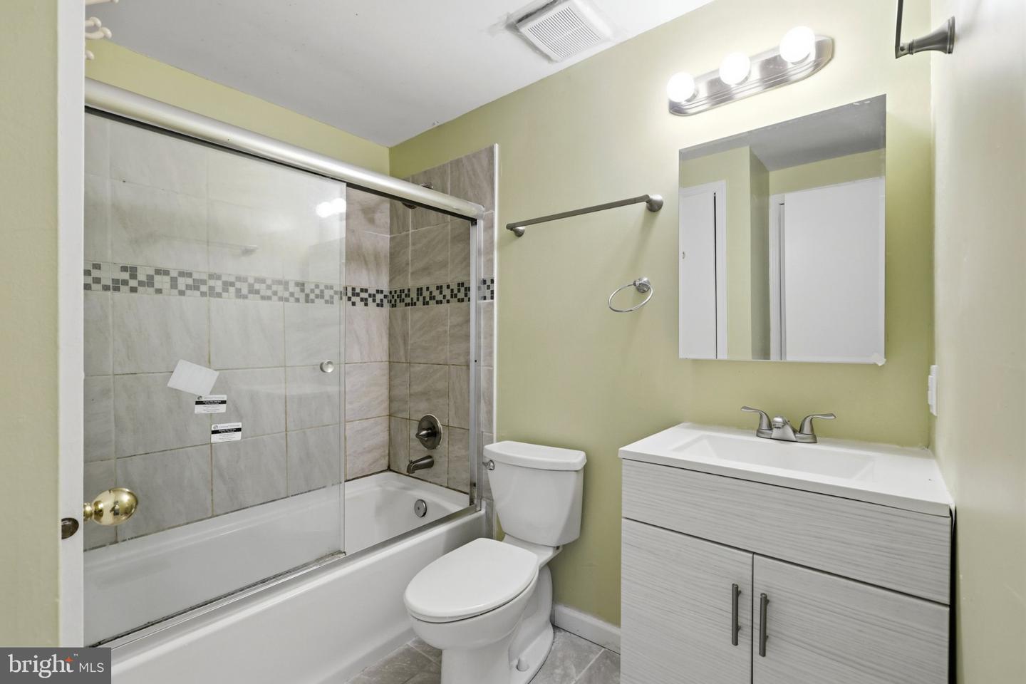 104 Hopkins Ct Property Photo 24